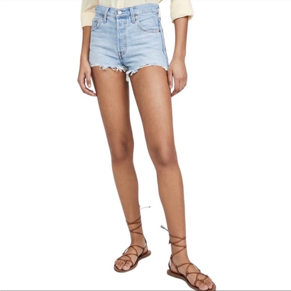 NWT Levi's Women's Premium 501 Original Shorts size 28 - Picture 3 of 7